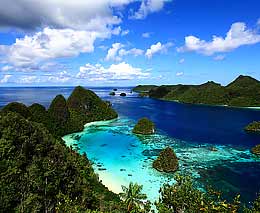 Destination indonesia papua barat raja ampat wayag setiadi darmawan