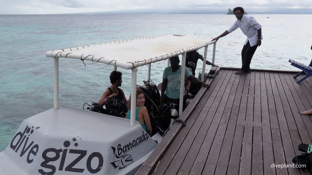 Dive gizo diveboat arrives at fatboys resort gizo diving solomon islands