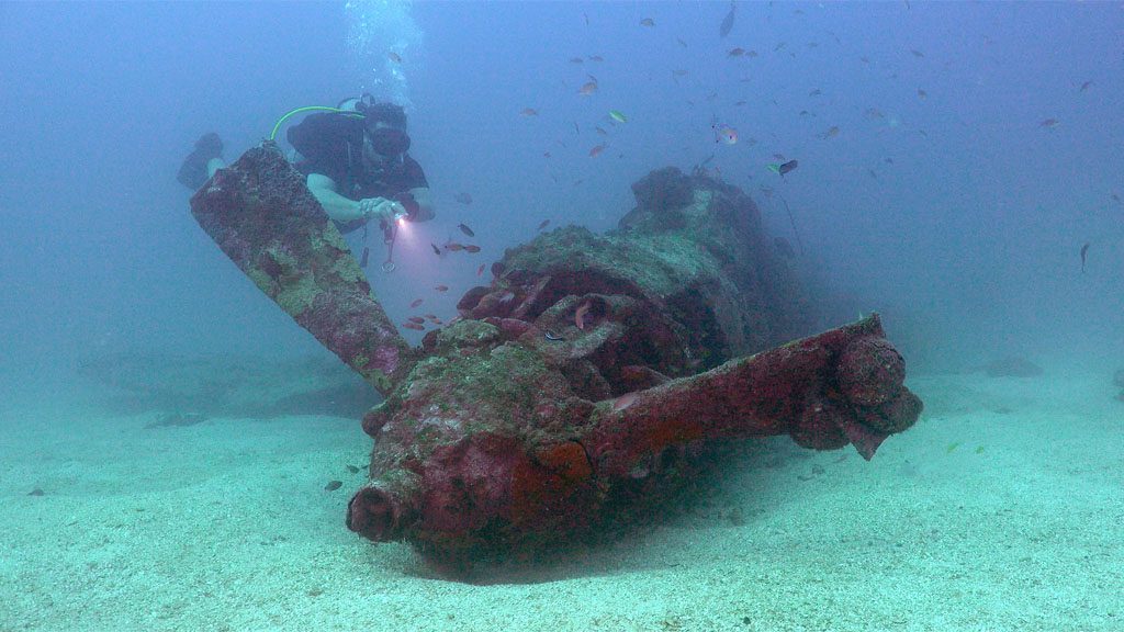 Airacobra wreck at munda diving solomon islands with dive munda and side