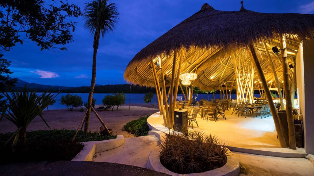 Menjangen Dynasty Resort Restaurant early evening diving Menjangen Bali Indonesia Supplied