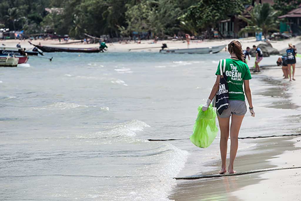 Sairee Beach Trash Hero Ko Tao marine conservation