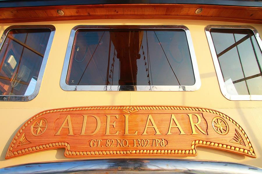 Adelaar liveaboard cruising and diving bali to komodo indonesia logo