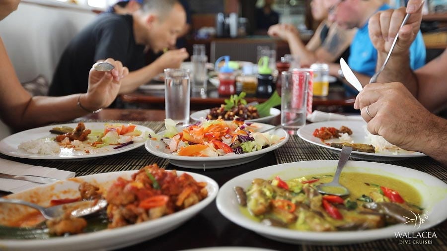 Ambai komodo raja ampat indonesia dinner