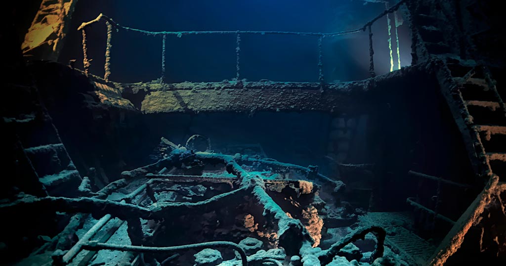 The story of the Aikoku Maru as a working ship, and Kimiuo Aisek, a man who worked on it, witnessed its destruction and eventually dived on it