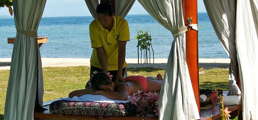 Borneo divers mabul sabah borneo malaysia massage