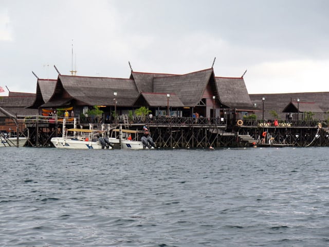 Sipadan kapalai resort kapalai sabah borneo malaysia dive boats