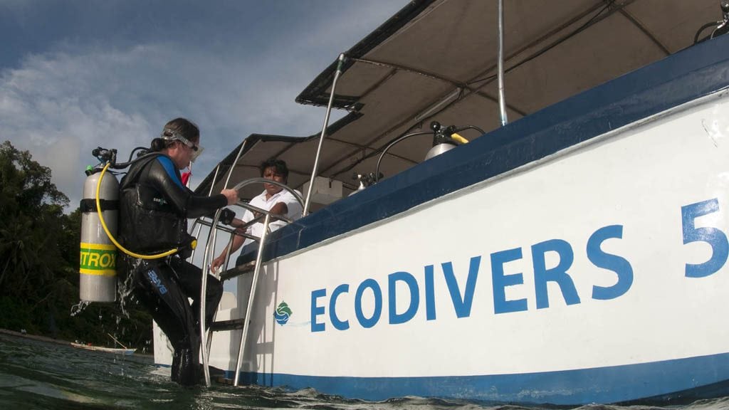 Eco divers resort lembeh north sulawesi indonesia speedboat