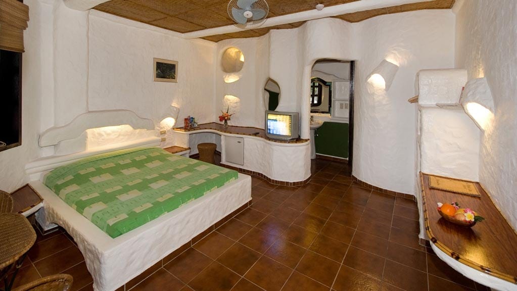Atlantis puerto galera resort dive centre mindoro philippines double bedroom rm