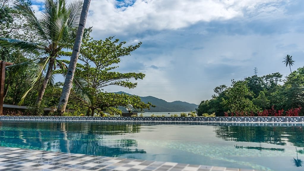 Thalassa Lembeh Dive Resort, Lembeh Island, North Sulawesi Pool 3