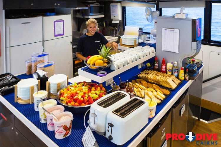 Pro dive cairns scubapro liveaboard great barrier reef breakfast