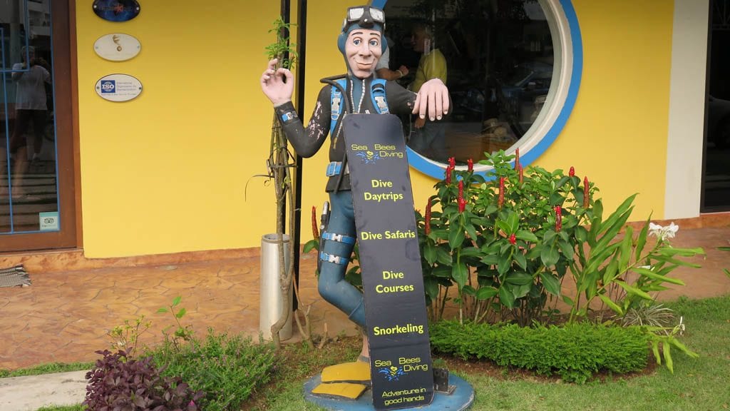 Sea bees diving phuket khao lak thailand statue