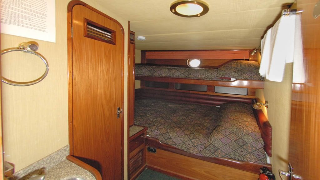 Solmar v liveaboard socorro guadalupe mexico cabin