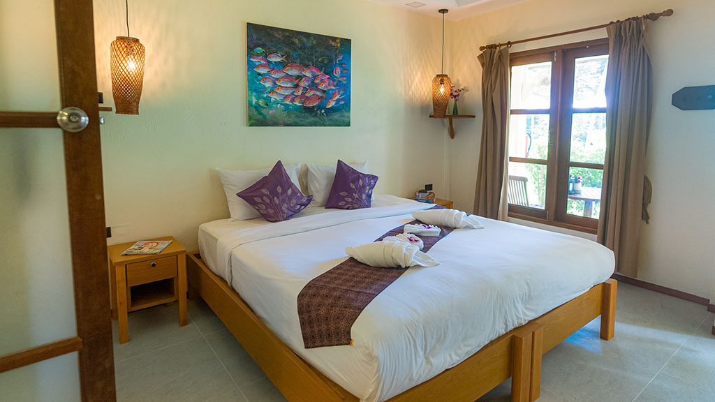 5 sea bees palm gardens resort phuket thailand double bedroom