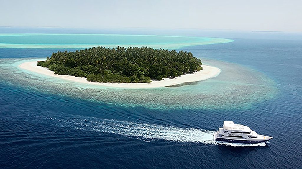 10 emperor voyager liveaboard central atolls maldives arial