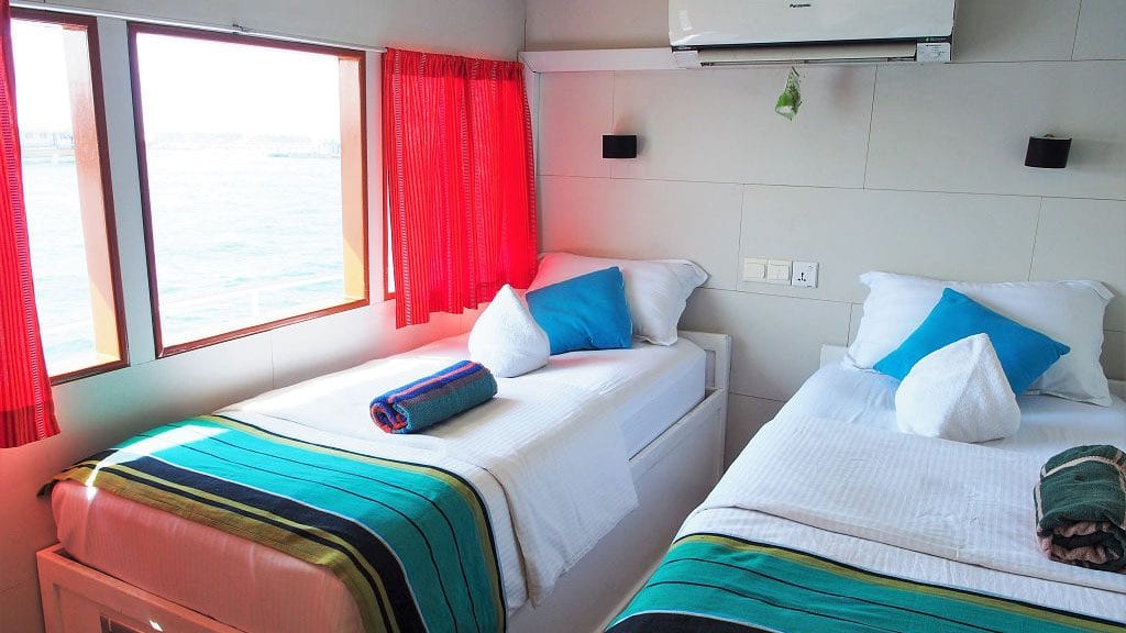 Emperor voyager liveaboard maldives twin cabin main deck