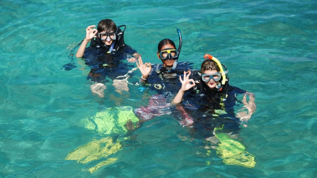 Diveplanit family holiday diving tioman island resort