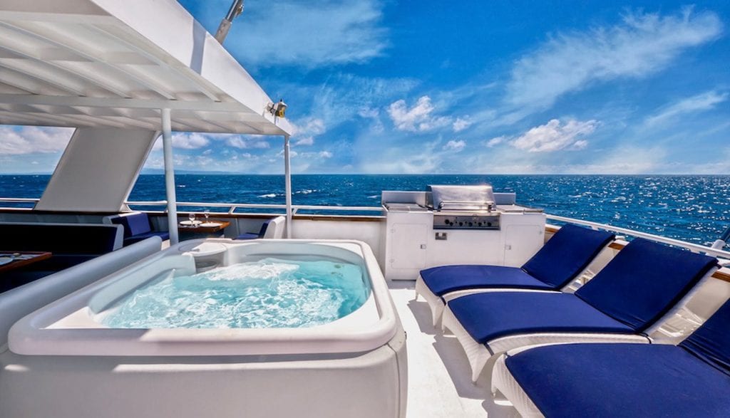 $1000 off tubbataha liveaboard trip