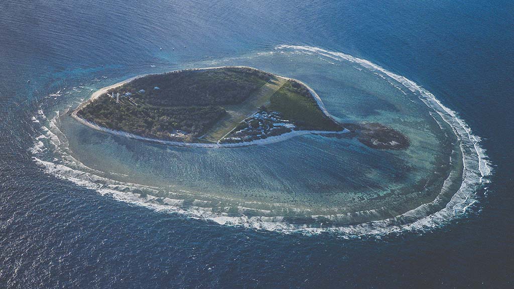 Diving Lady Elliot Island. Lady Elliot Island dive shop
