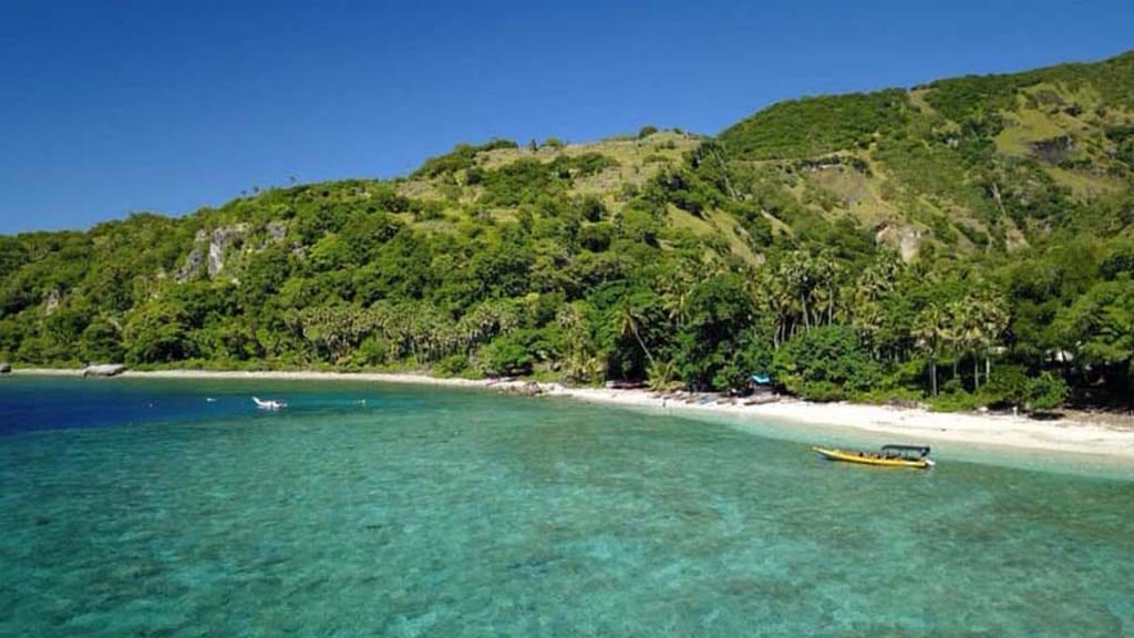 2 Atauro Dive Resort, Timor Leste – Dive Atauro Island beach hero