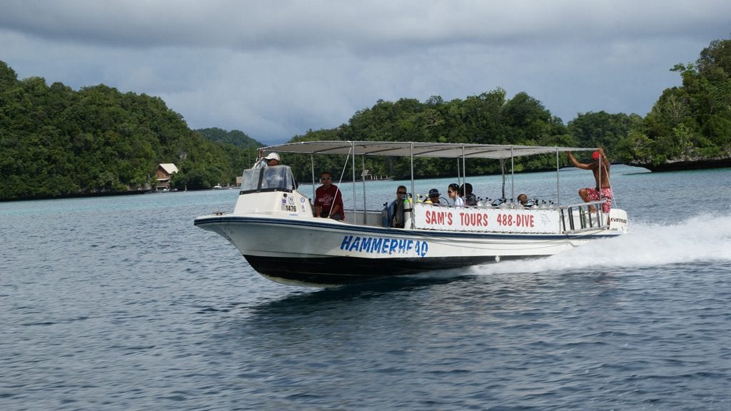 Sam’s Tours Palau | Sams Tours Dive Center Palau boat