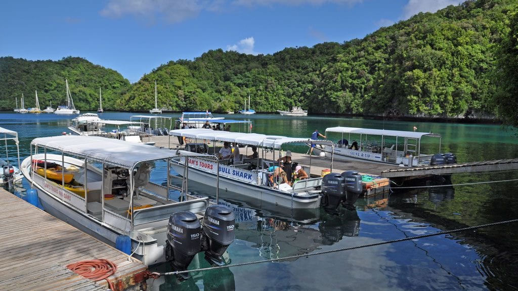 Sam’s Tours Palau | Sams Tours Dive Center Palau dive boat