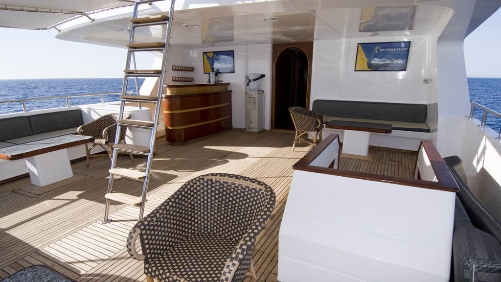 7 M/Y Excellence Liveaboard | Red Sea dive cruises sun deck