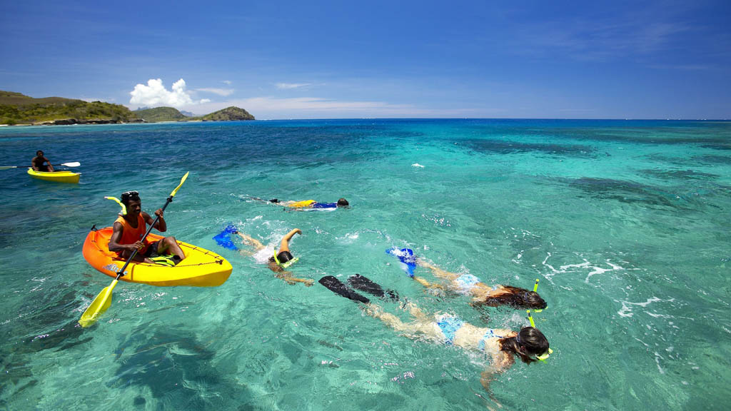 Mantaray Island Resort, Yasawa Islands, Fiji Islands guided snorkelling