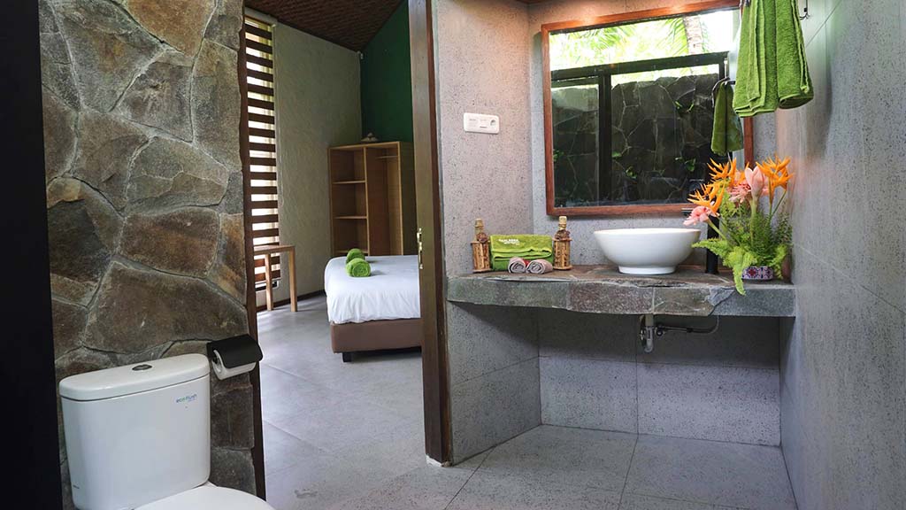 13 thalassa manado north sulawesi indonesia villa bathroom
