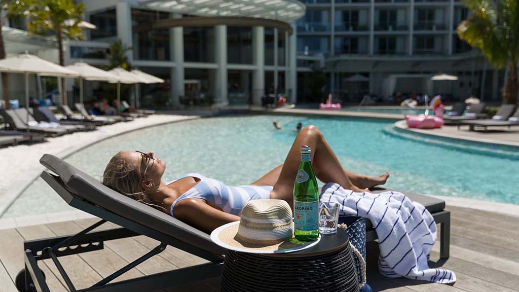 Spums accommodation: crystalbrook riley hotel