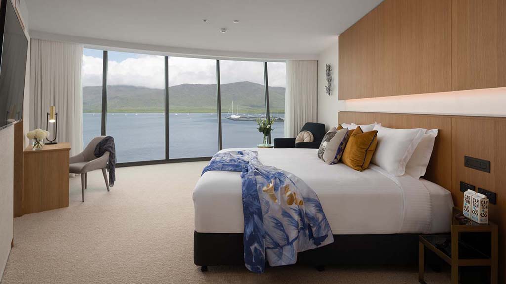 Spums accommodation: crystalbrook riley hotel