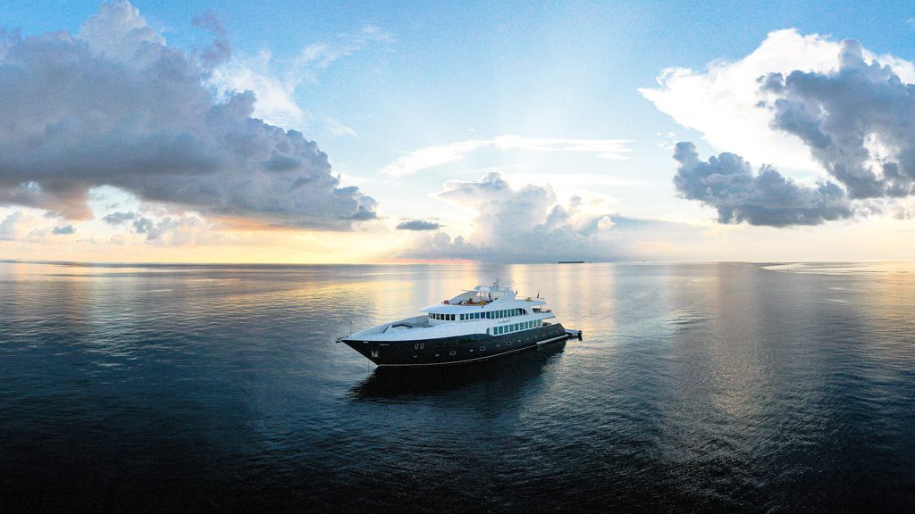 Maldives Blue Force One diving the Central Atolls of the Maildives