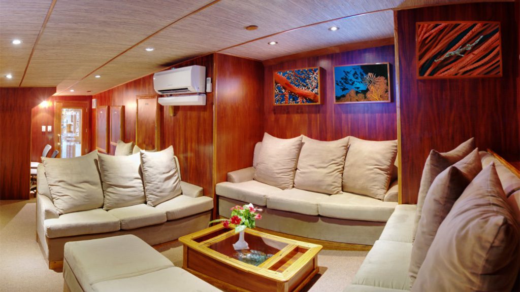 Ocean Hunter III Liveaboard, Palau