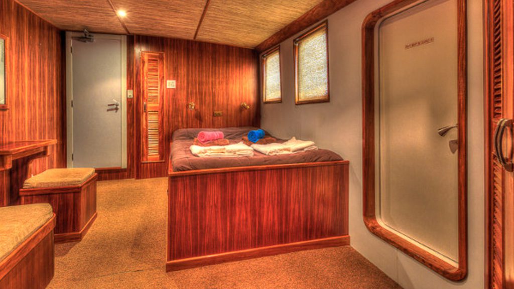 Ocean Hunter III Liveaboard, Palau