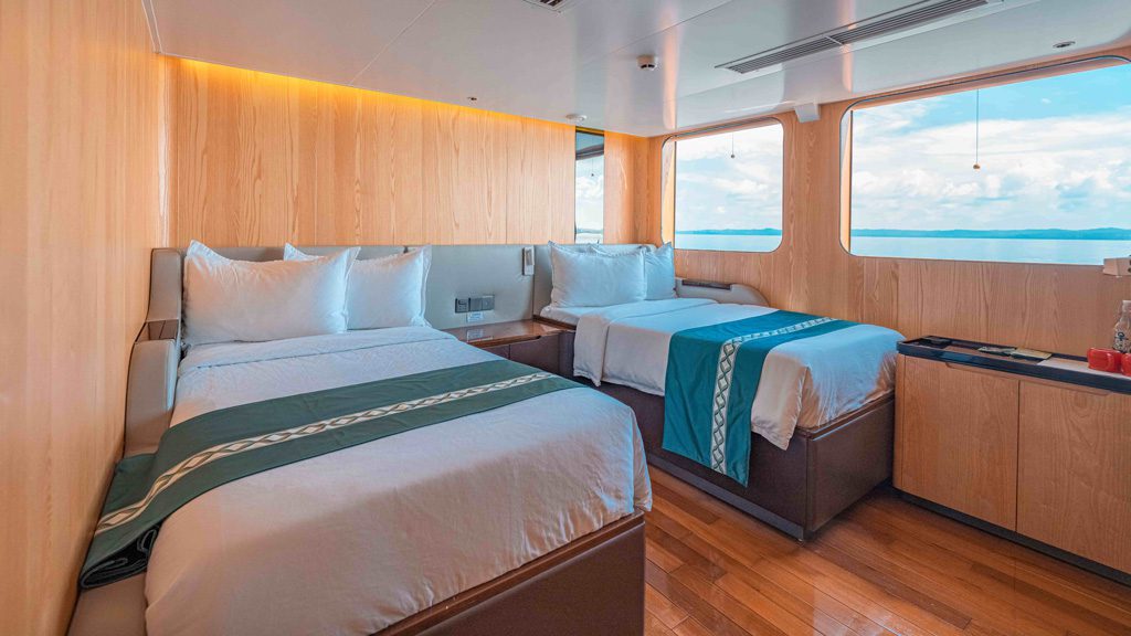 M/Y Black Pearl Liveaboard, Palau, Micronesia