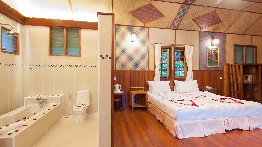12 Sepilok Nature Resort Sabah Borneo Malaysia bungalow interior
