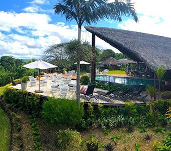10 deco stop lodge Santo Vanuatu pool dining area Feature300