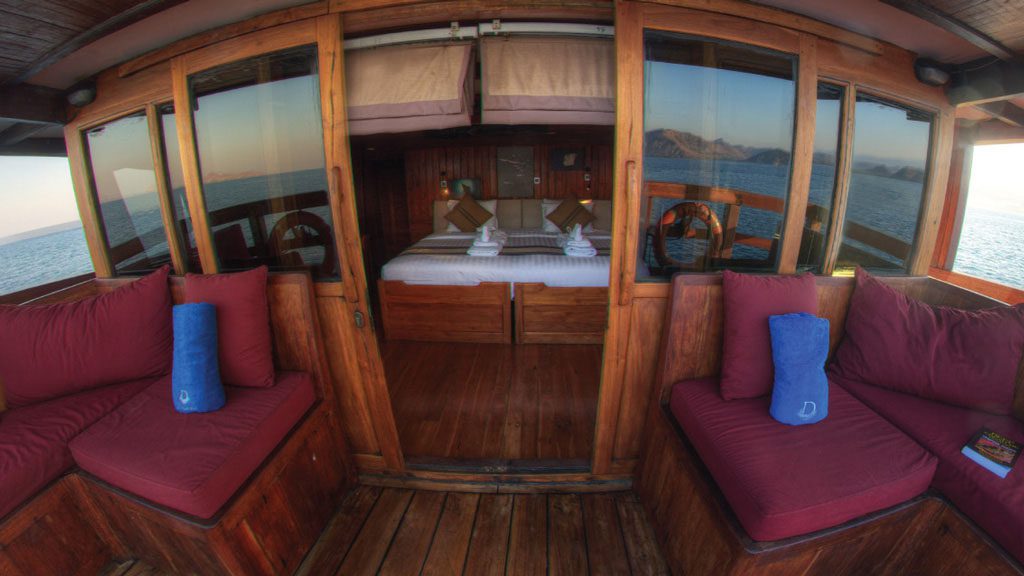 12 Damai 1 Liveaboard Indonesia main deck master cabin 6 balcony