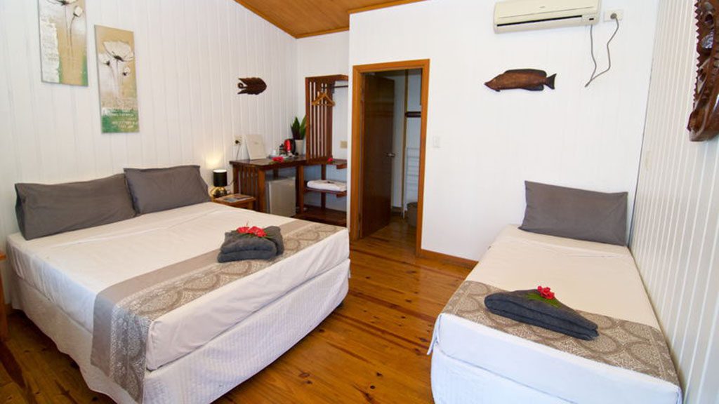 8 deco stop lodge Santo Vanuatu deluxe double room