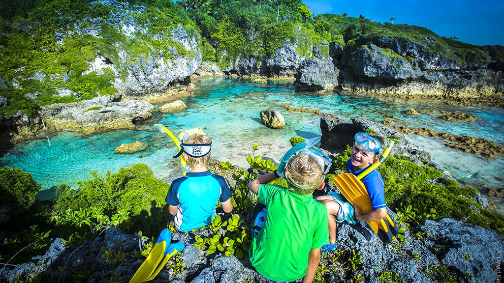 16 niue blue dive niue kids snorkel