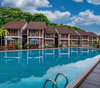 1 borneo divers mabul malaysia villa pool feature340