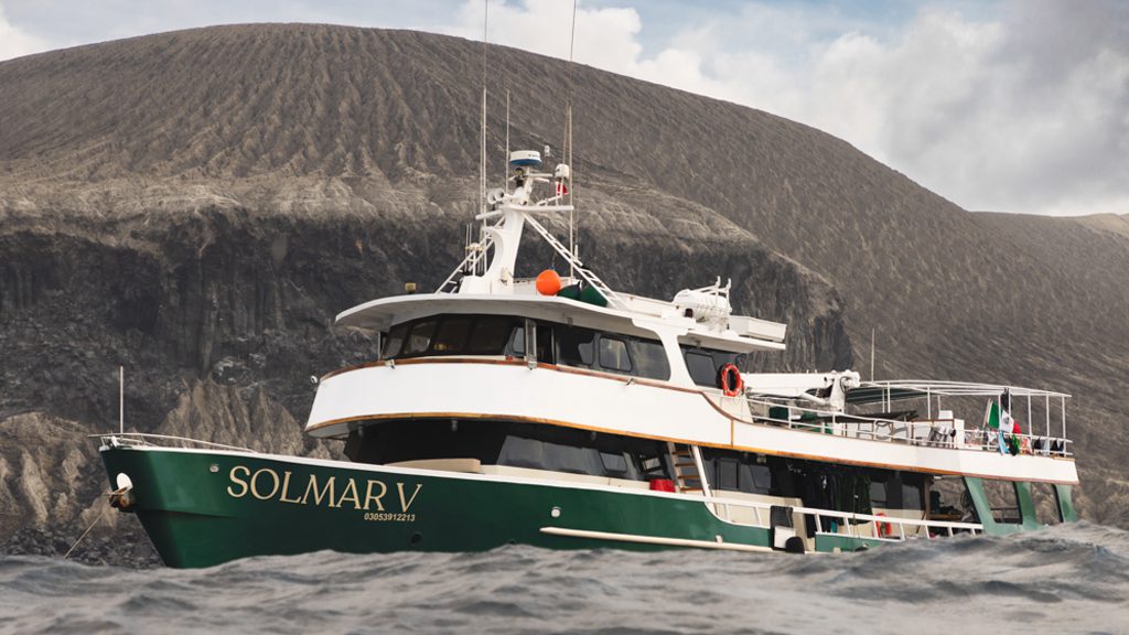 5 solmar v liveaboard socorro islands mexico boat1
