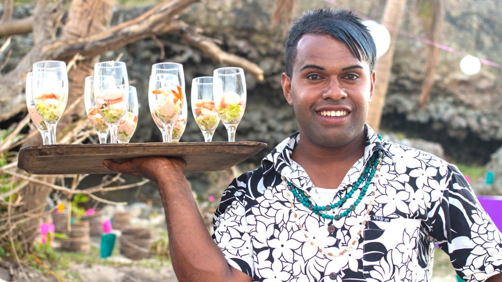 11 barefoot kuata island resort yasawa fiji al fresco dining 1