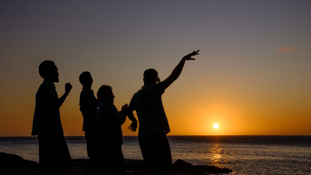 16 barefoot manta resort yasawa islands fiji people 5