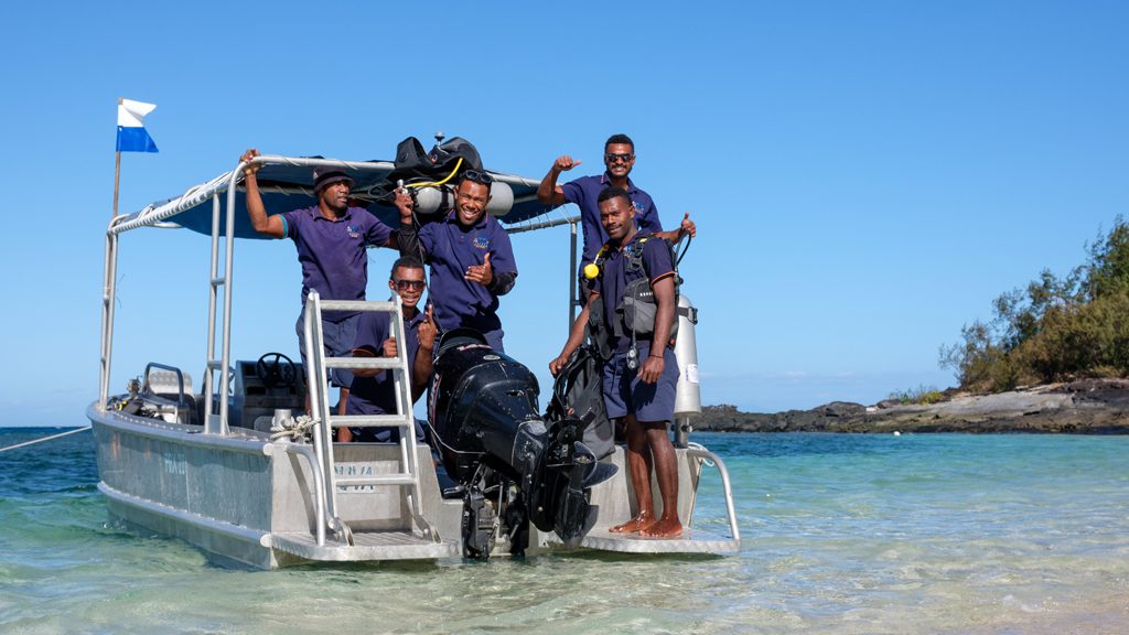 20 barefoot manta resort yasawa islands fiji boat