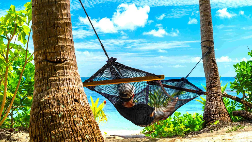 8 barefoot manta resort yasawa islands fiji hammock