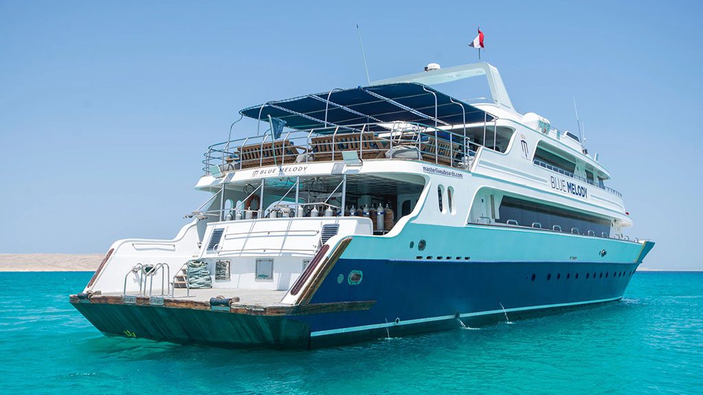 2 blue melody liveaboard egypt red sea stern