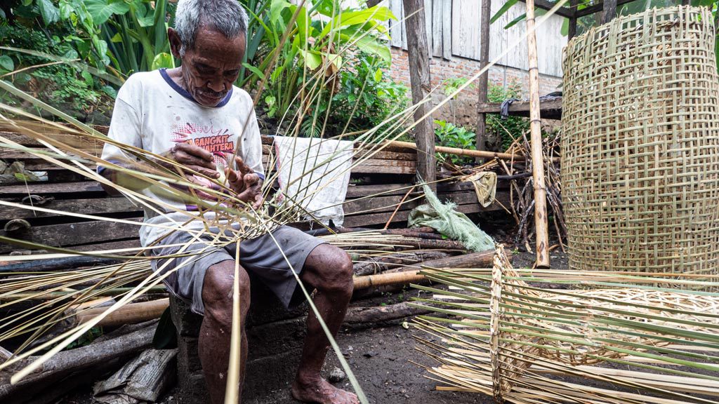 21 alami alor nusa tenggara indonesia traditional fish traps