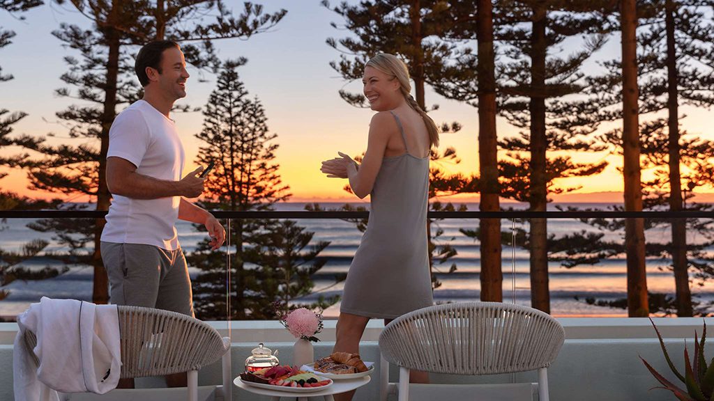 Sydney manly pacific sunset balcony drinks