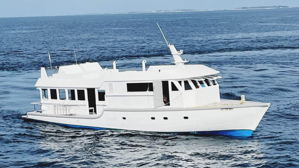 11 horizon 14 liveaboard maldives dhoni 2