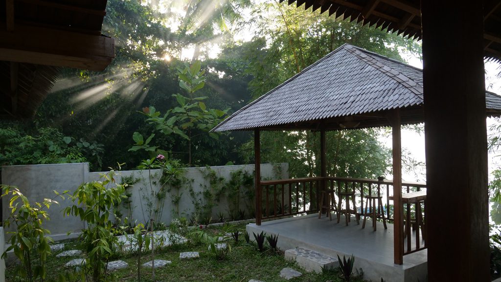 18 ambon divers resort ambon indonesia restaurant3